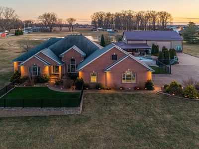 12444 S Brook Dr, Haubstadt, IN, 47639