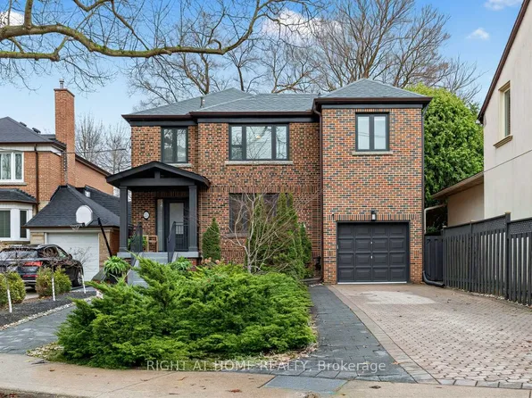 21 Austin Ter, Toronto, ON M5R 1Y2