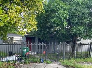 845 NW 144th St, Miami, FL 33168