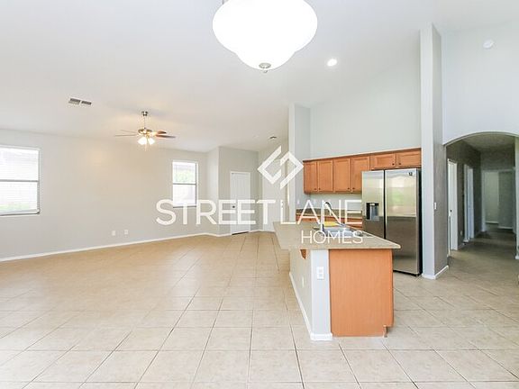 5th image of 4232 E Torrey Pines Ln