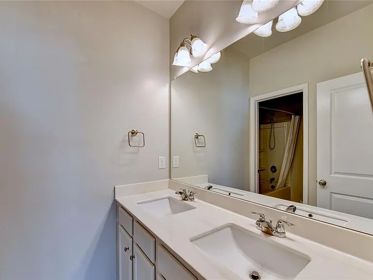 3335 Fall Branch Ln — Photo 28