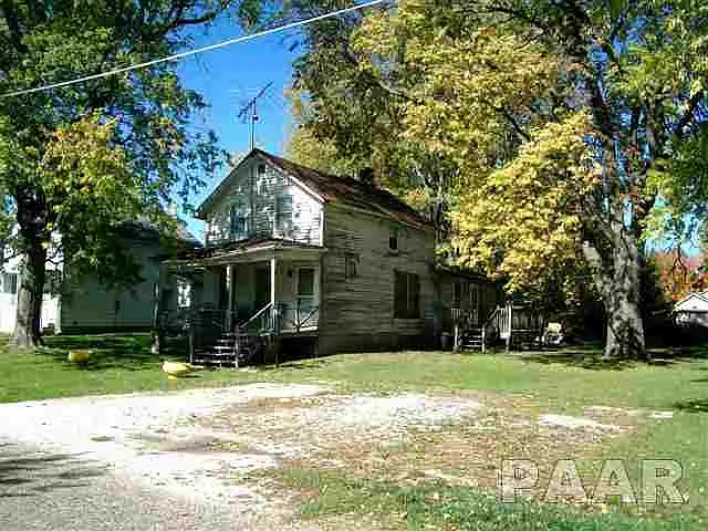 609 E 6th St photo 1