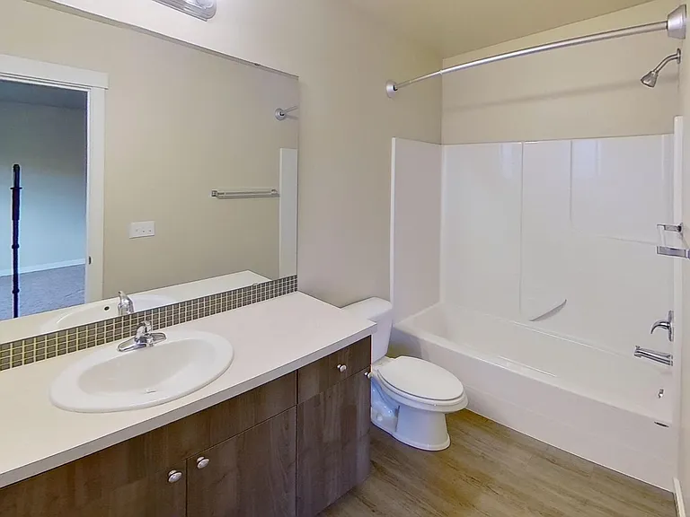 530 Greenwood Dr SW #102 — Photo 11