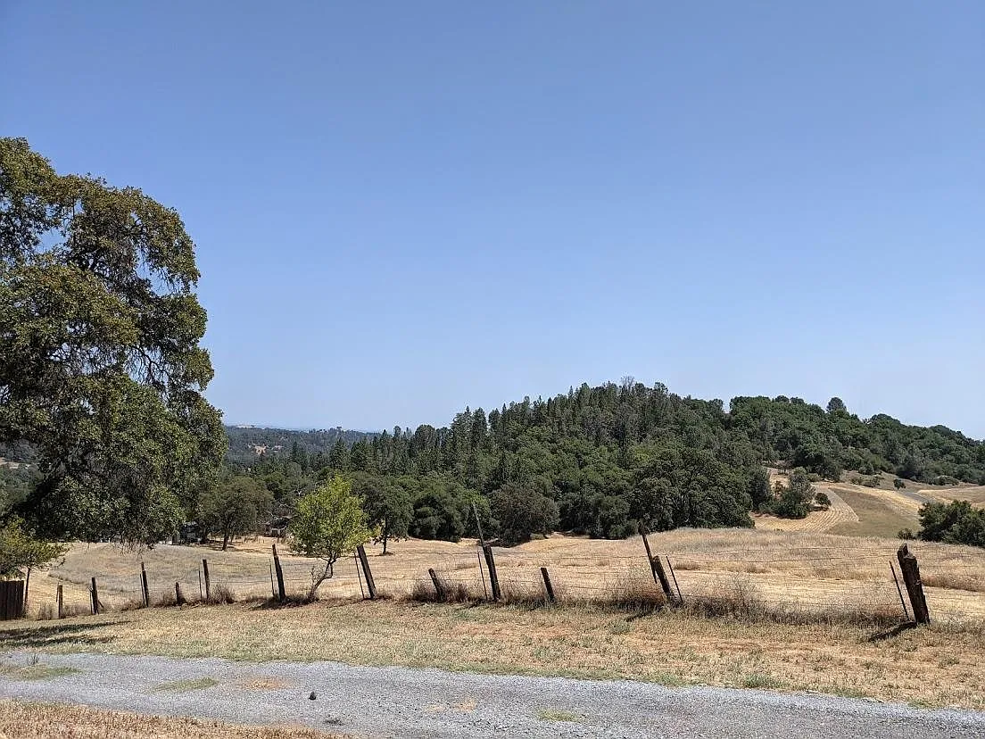Hummingbird Ln photo 1