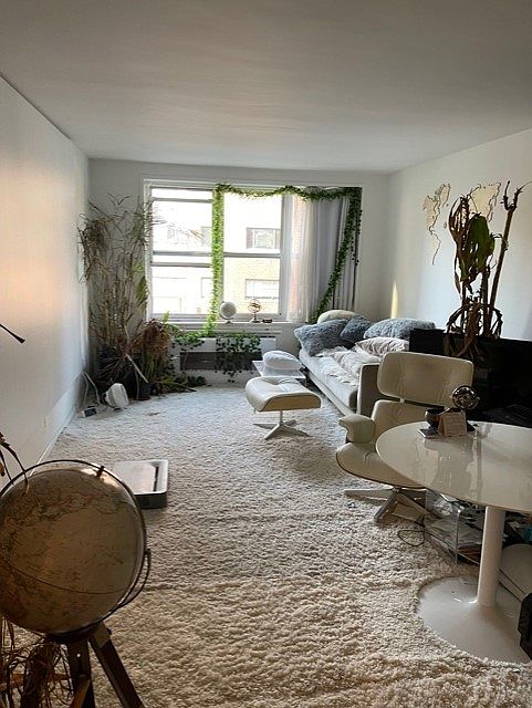 1st image of 320 W 30th St APT 7D