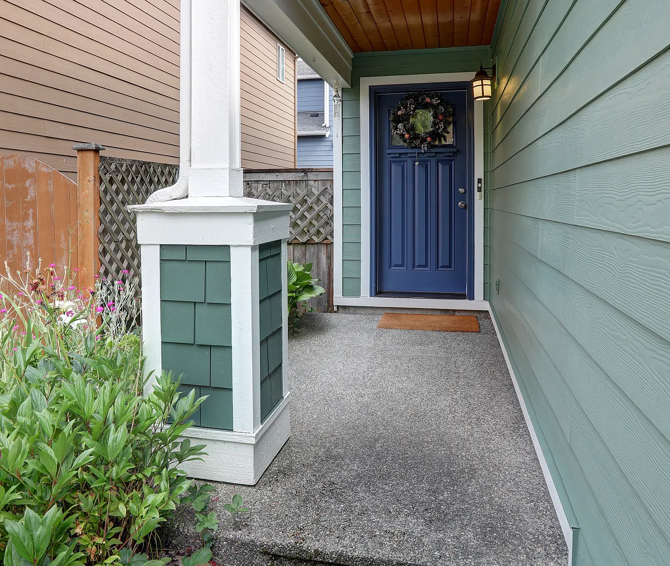 3 bed, 2.5 bath, 1617 sqft, $3,950 — Photo 2