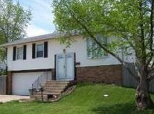 306 Eaton Ave, Romeoville, IL 60446
