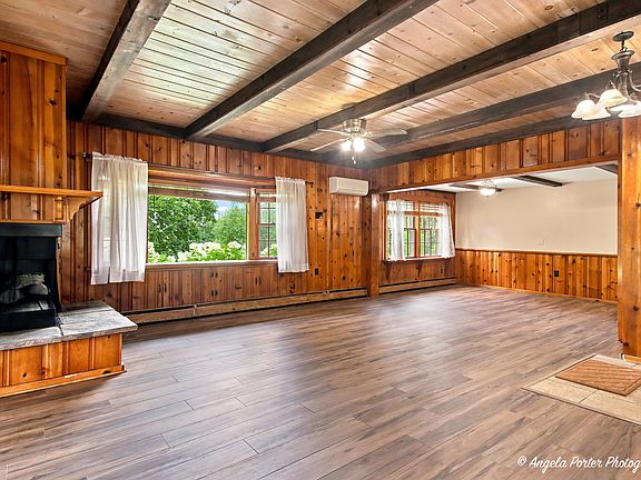 4th image of 38624 N Miller Rd