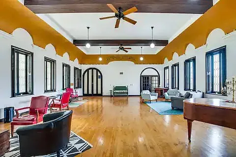 1 bed, 1257 sqft, $789 — Photo 2