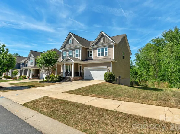 5000 Lily Pond Cir, Waxhaw, NC 28173