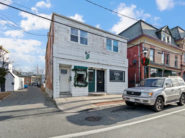 75 South St APT 1, Oyster Bay, NY 11771