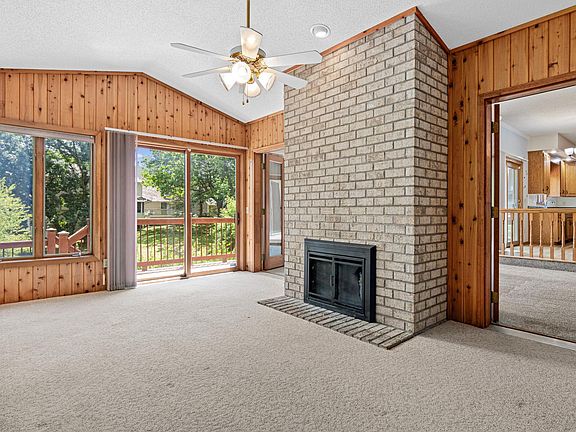 5th image of 1200 Summit Oaks Dr