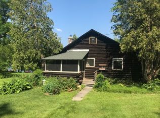 80 Tiroga Beach Ln, Ticonderoga, NY 12883