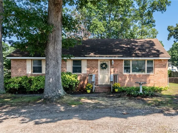 2364 Coxendale Rd, Chester, VA 23831