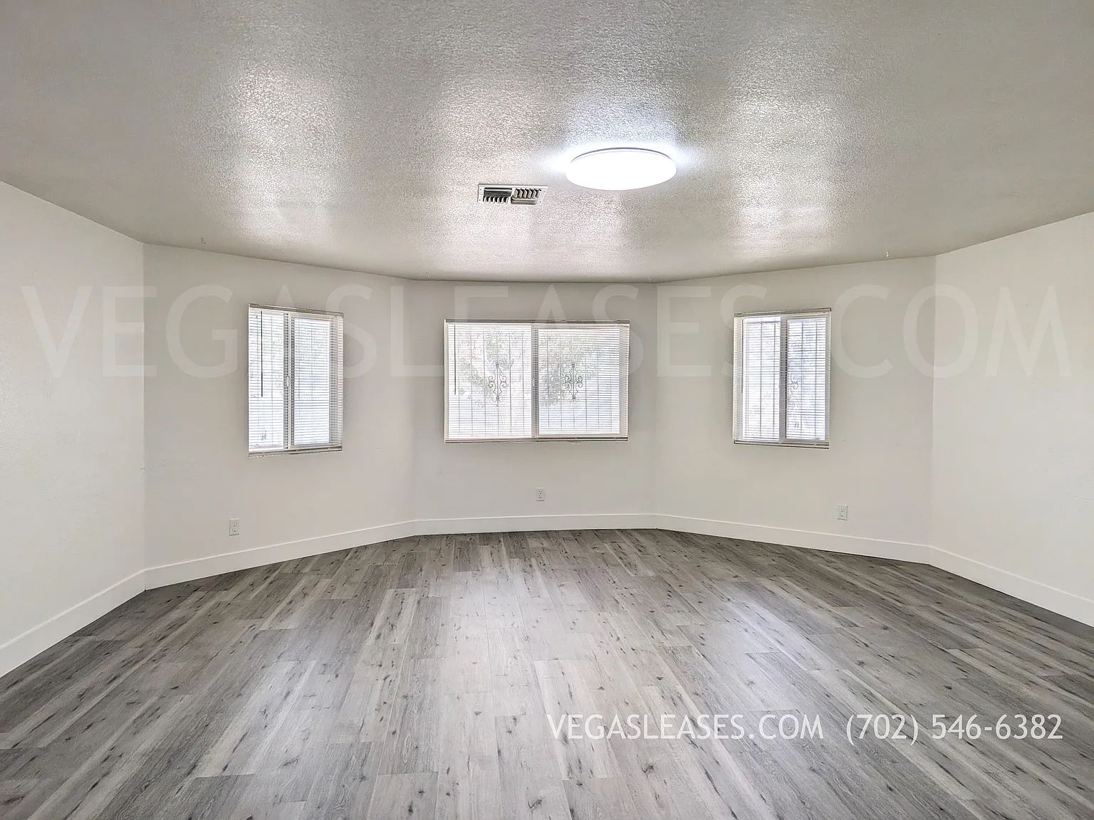 4 bed, 1720 sqft, $1,850 — Photo 3
