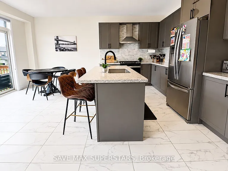 4 Sweet Cicely St — Photo 18