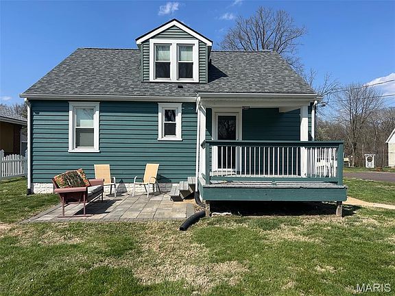 3rd image of 150 N 31st St