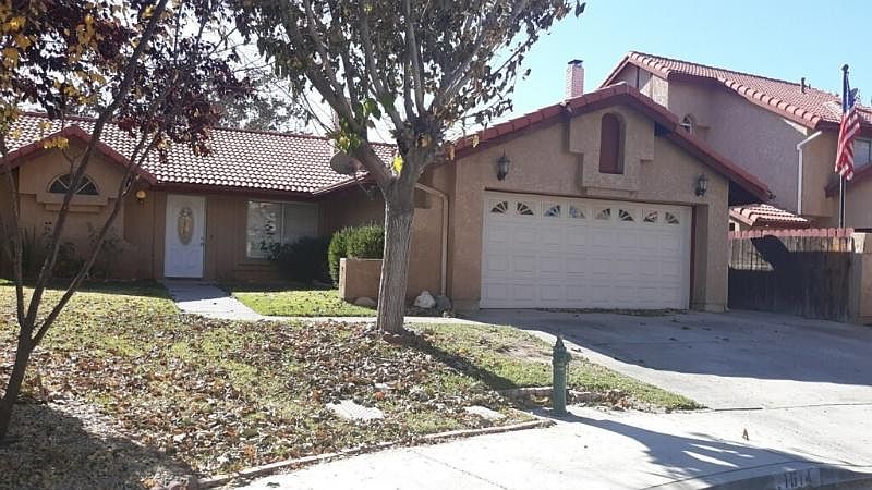 1st image of 1514 W Avenue H15