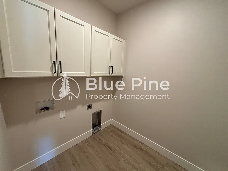 477 Easy St #1 — Photo 11