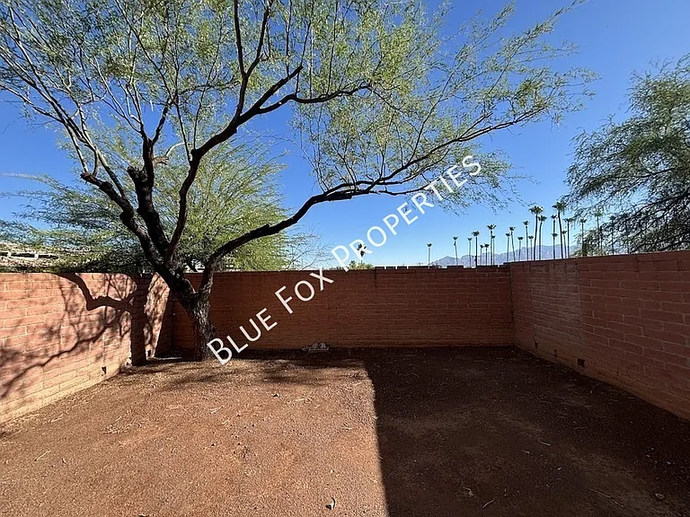 322 N Hasman Dr — Photo 25