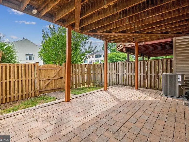 14406 Fowlers Mill Dr — Photo 9