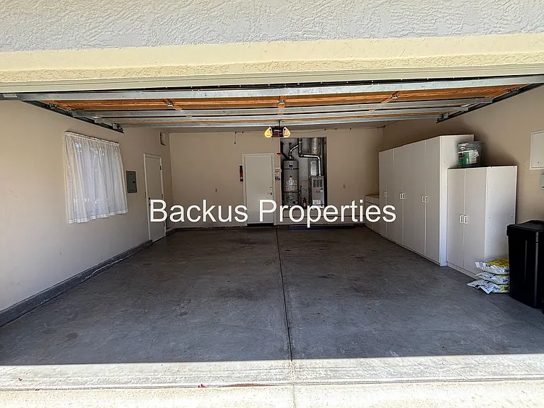18223 Viewcrest Ln — Photo 22