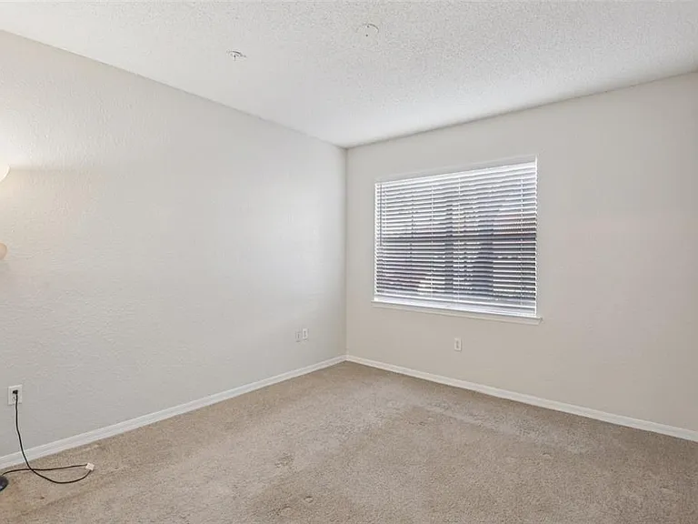 18001 Richmond Place Dr #1213 — Photo 20