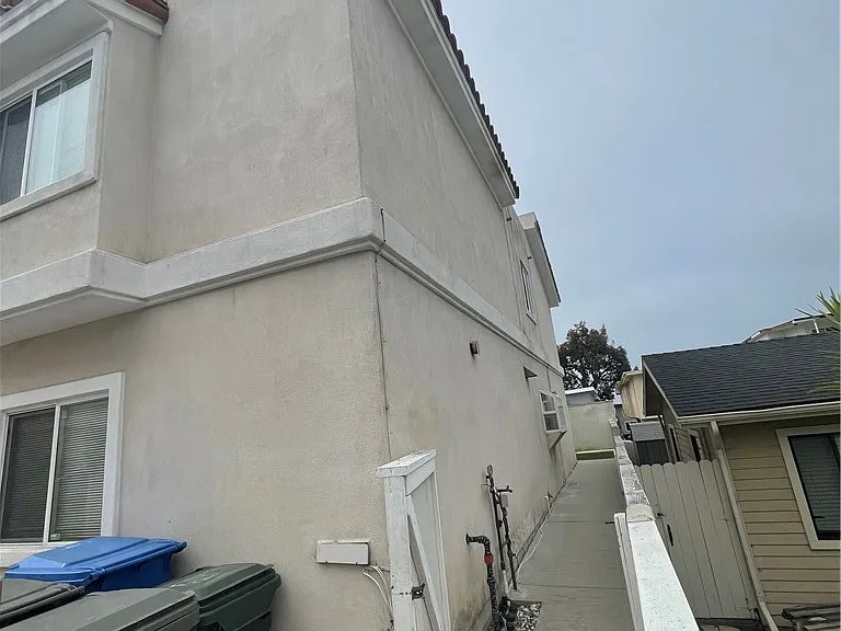 413 N Elena Ave #C — Photo 43