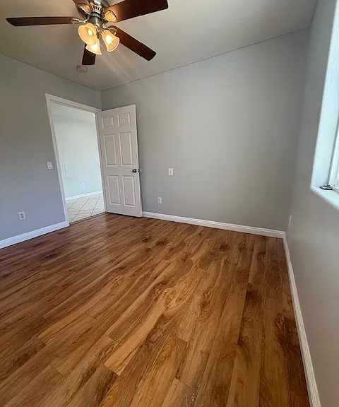 117 N Barbara Ave — Photo 22