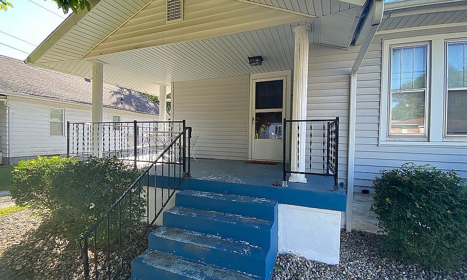 115 E College St, Edwardsville, IL 62025 Zillow