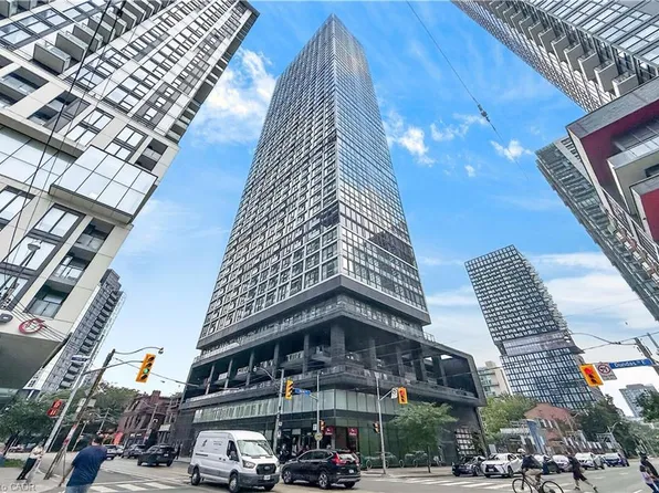 181 Dundas St E Unit 807, Toronto, ON M5A 0N5