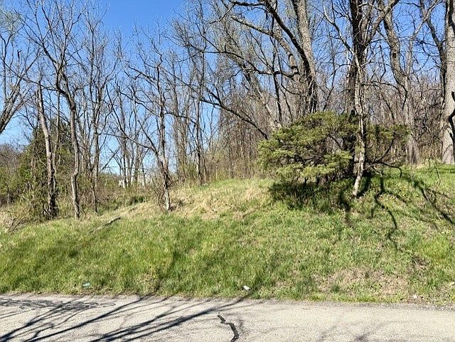 2nd image of 329 McKee Rd