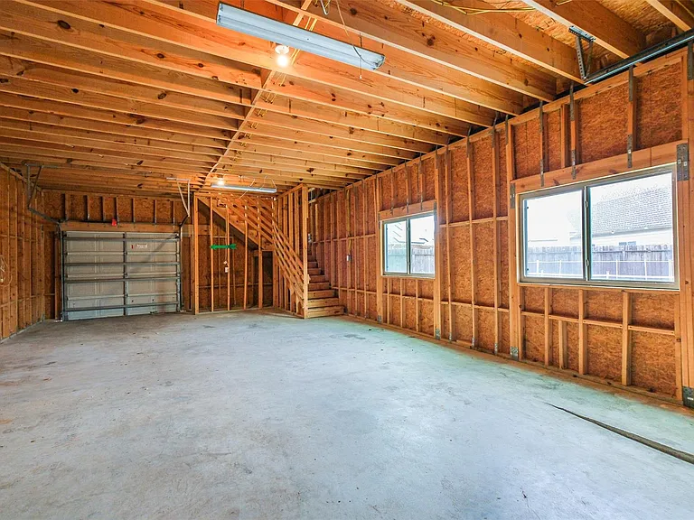 6811 Gonzales Point — Photo 9