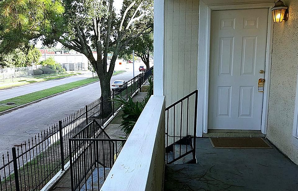 1st image of 781 Country Place Dr APT 2015