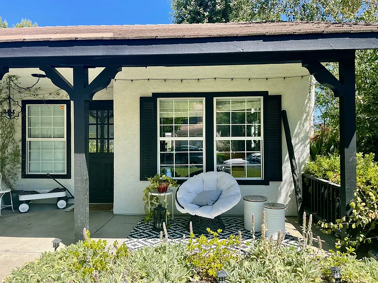 Kristin Ln — Photo 3