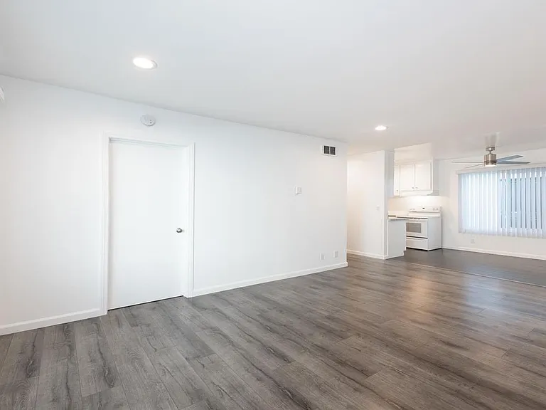 1738 Armacost Ave #102 — Photo 17