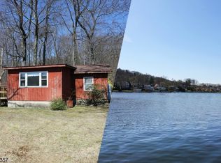 200 Kingsland Rd, Landing, NJ 07850