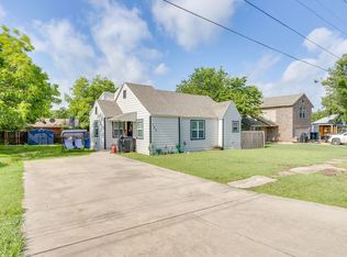 109 W Purdom Ave, Alvarado, TX 76009