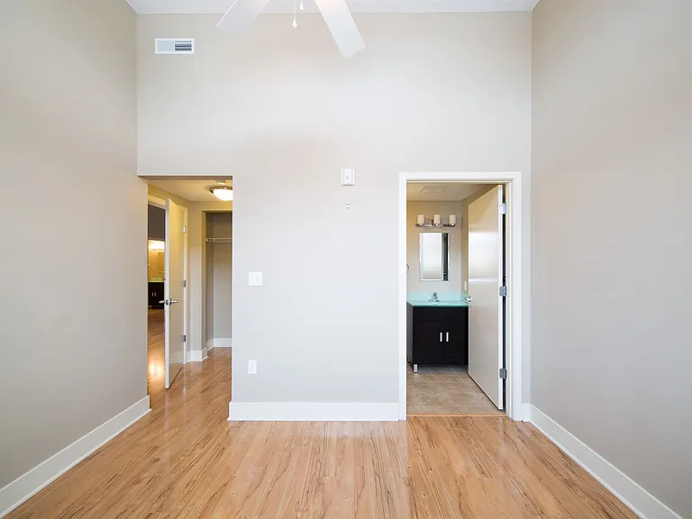 Fifth Avenue School Lofts — Photo 21