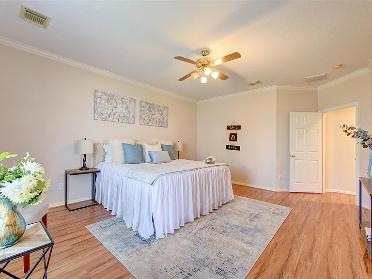 22514 Jutewood Ln — Photo 42