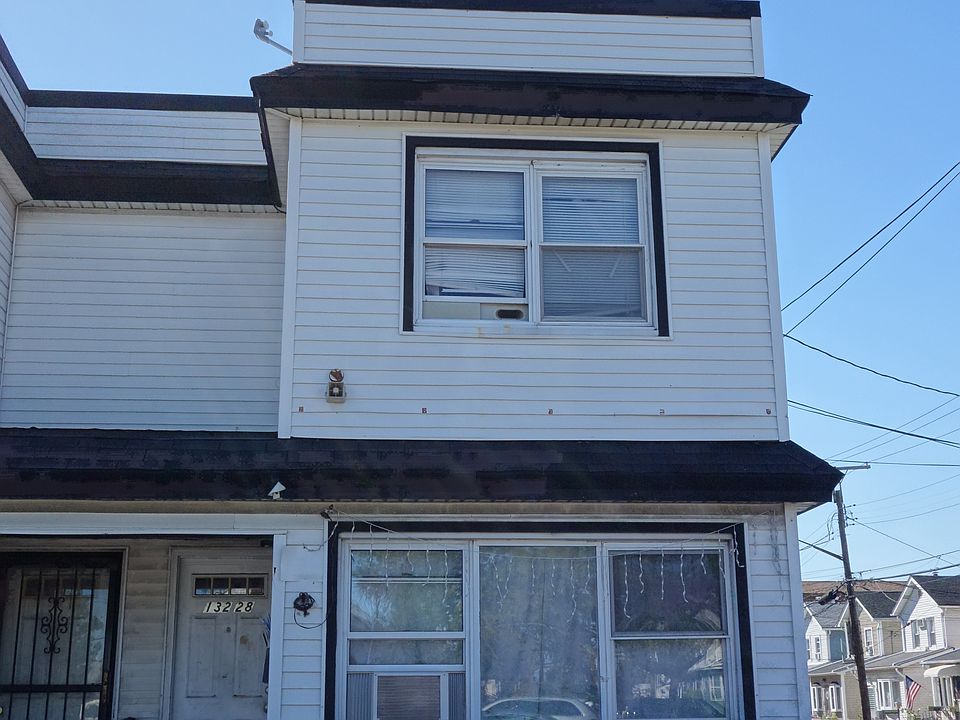2nd image of 132-28 Cross Bay Blvd #1A