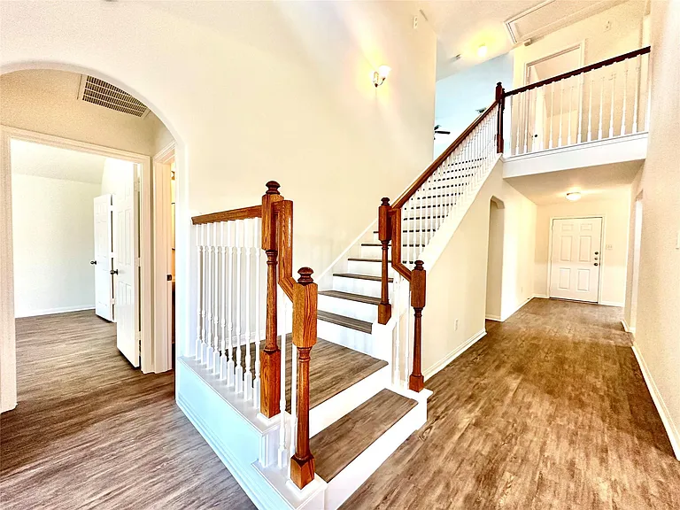 25311 Clover Ranch Dr — Photo 17
