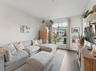 625 E 3rd St #210, North Vancouver, BC V7L 1E6