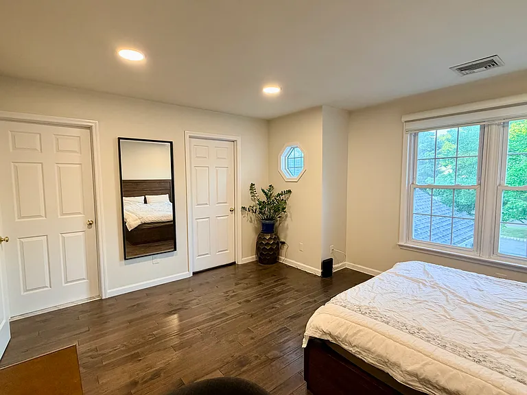 56 Foxwood Sq N — Photo 10