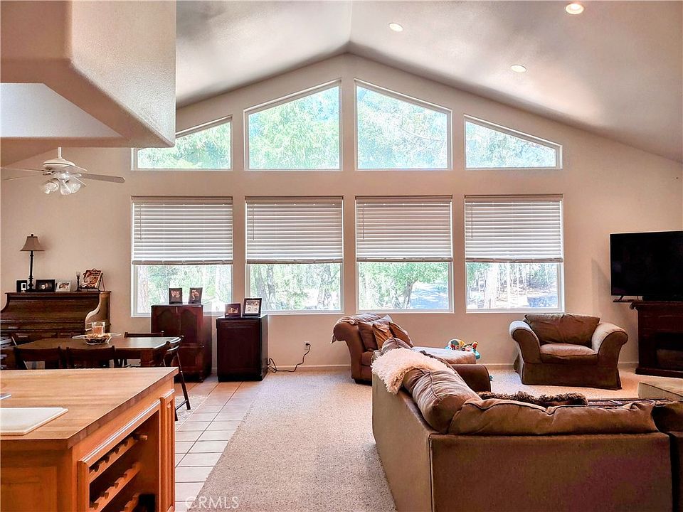 1st image of 2949 Buckingham Dr