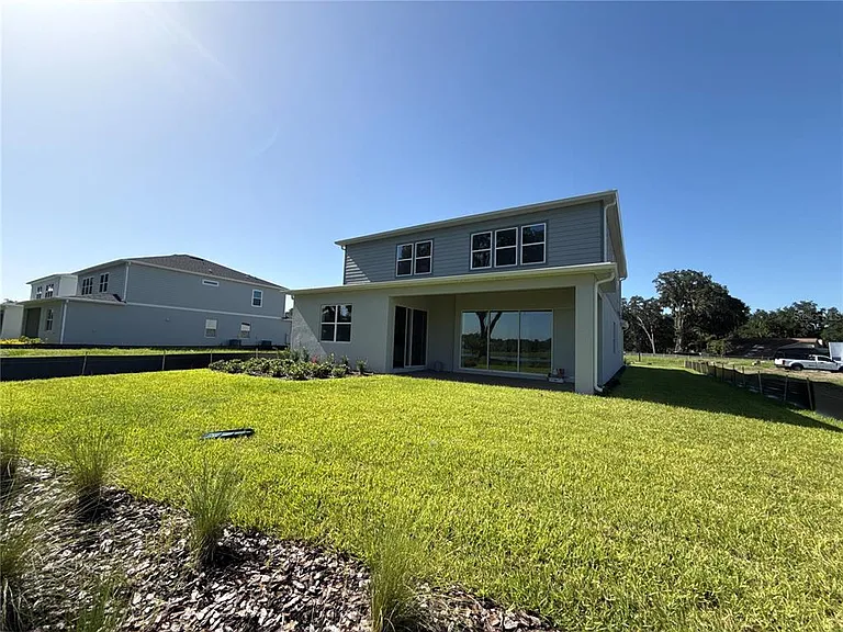 16645 Lone Oak Cir — Photo 8