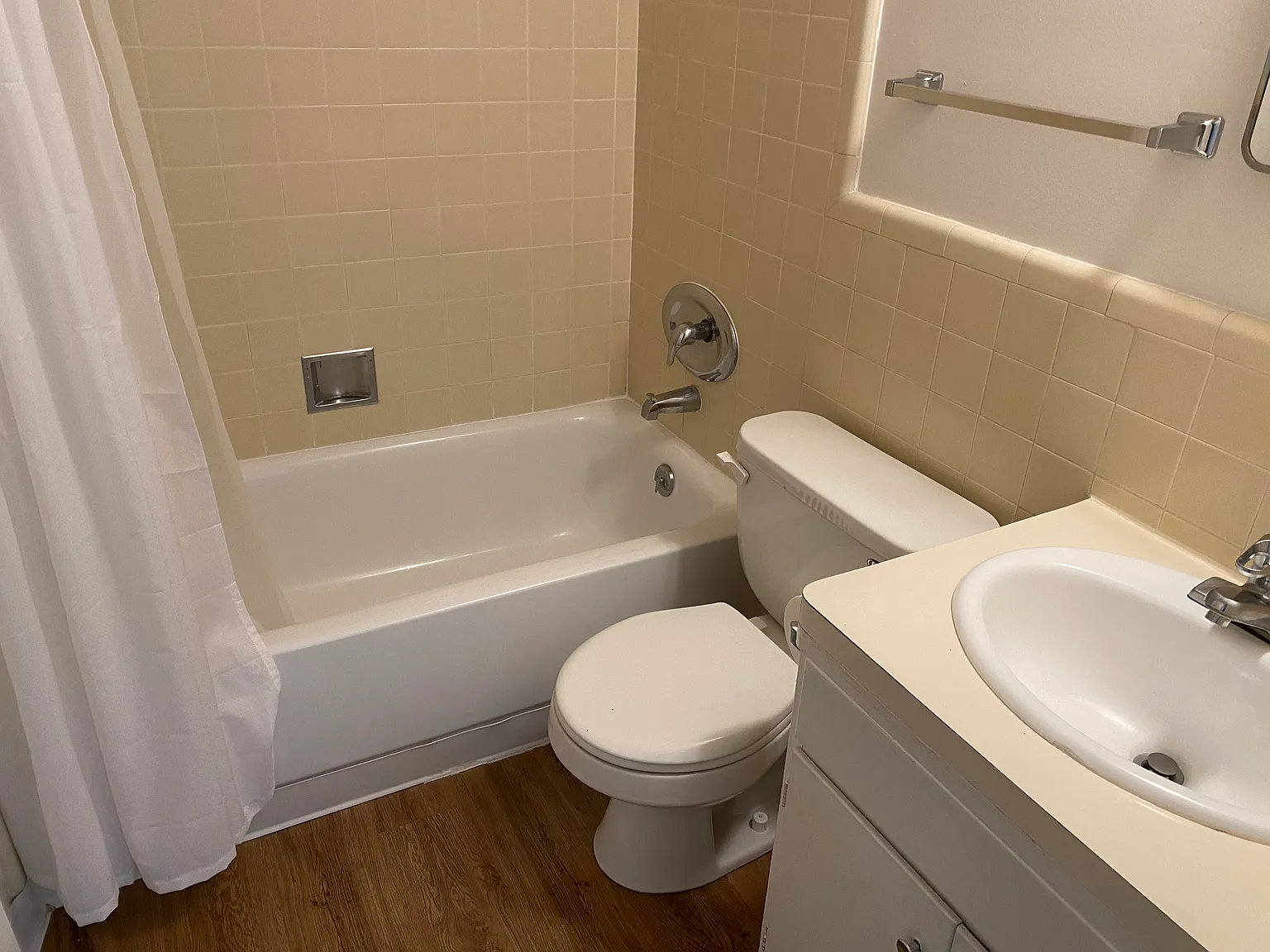 125 Ross St — Photo 3