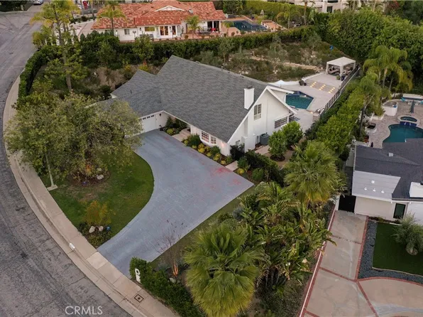 4330 Cherry Hills Ln, Tarzana, CA 91356