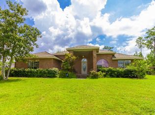 10682 Ficus Ln, Lillian, AL 36549