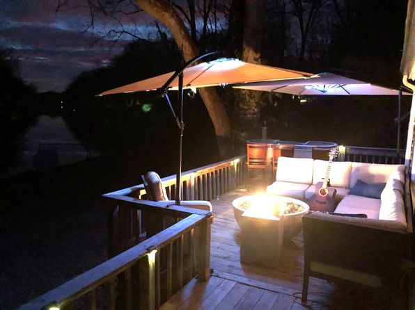 8856 S Sleepy Hollow Rd